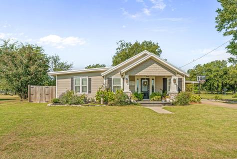 209 Lakeview Street Glen Rose TX 76043