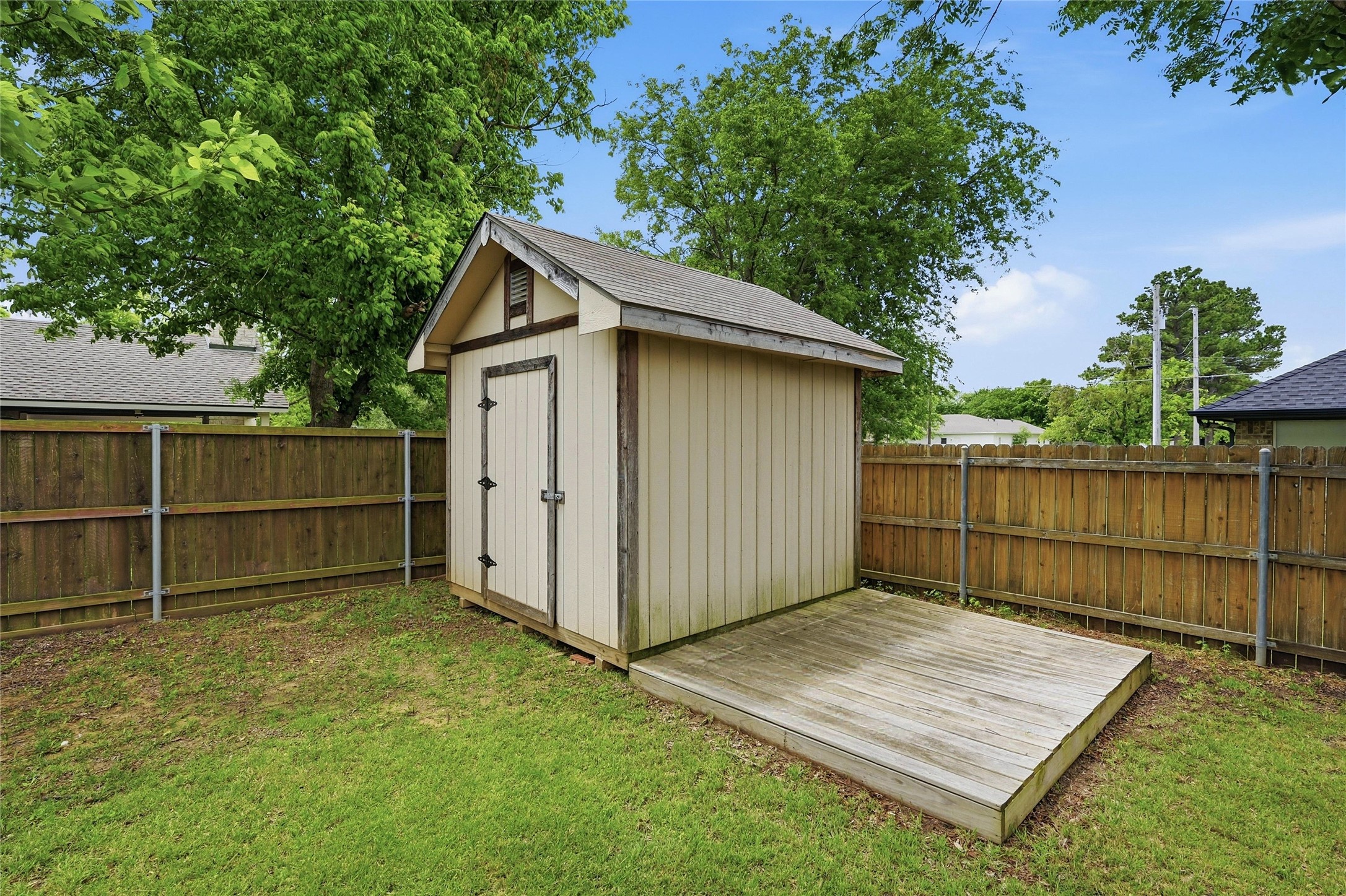404 N Florence Street Tioga TX 76271