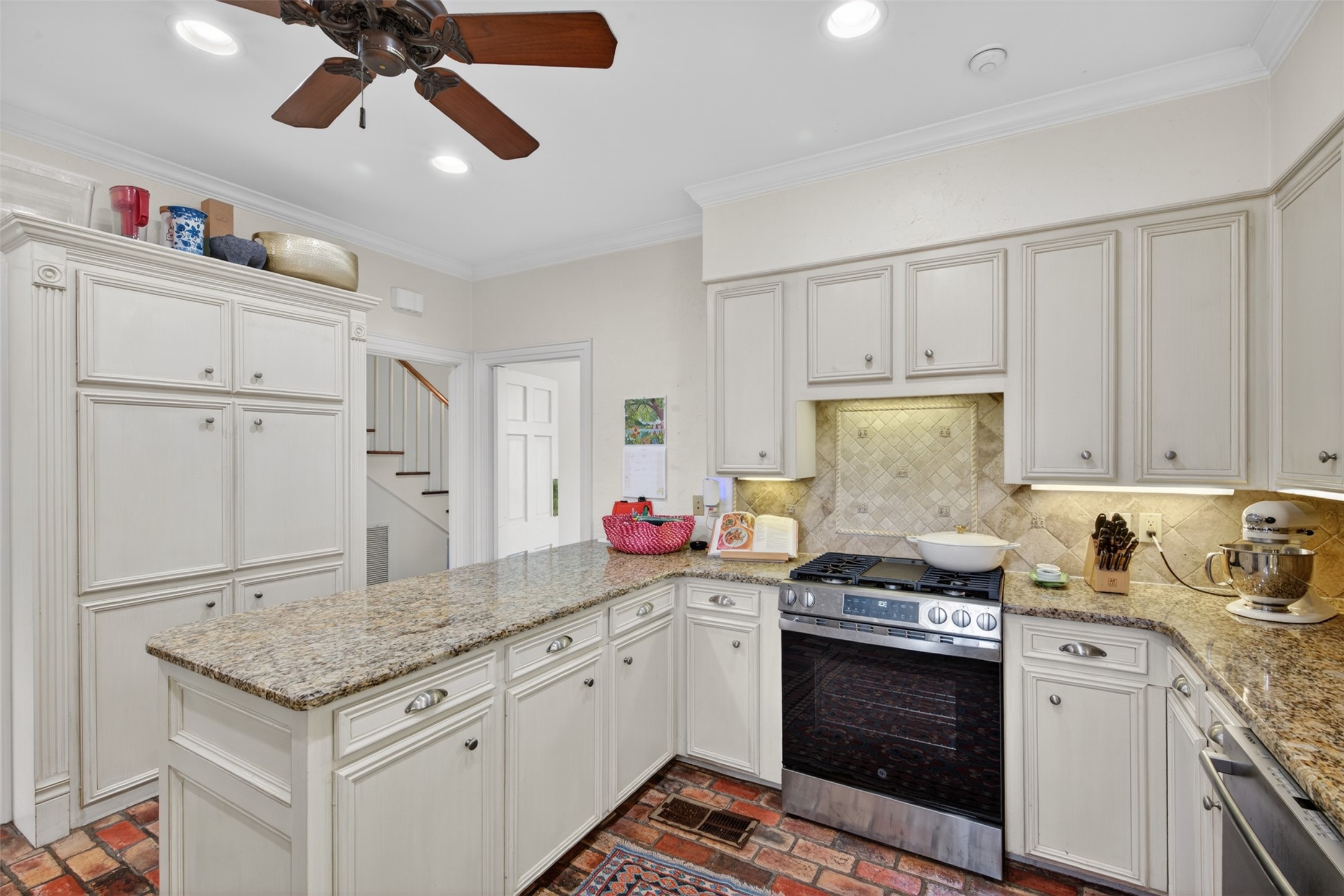 704 Oneonta Street Shreveport LA 71106