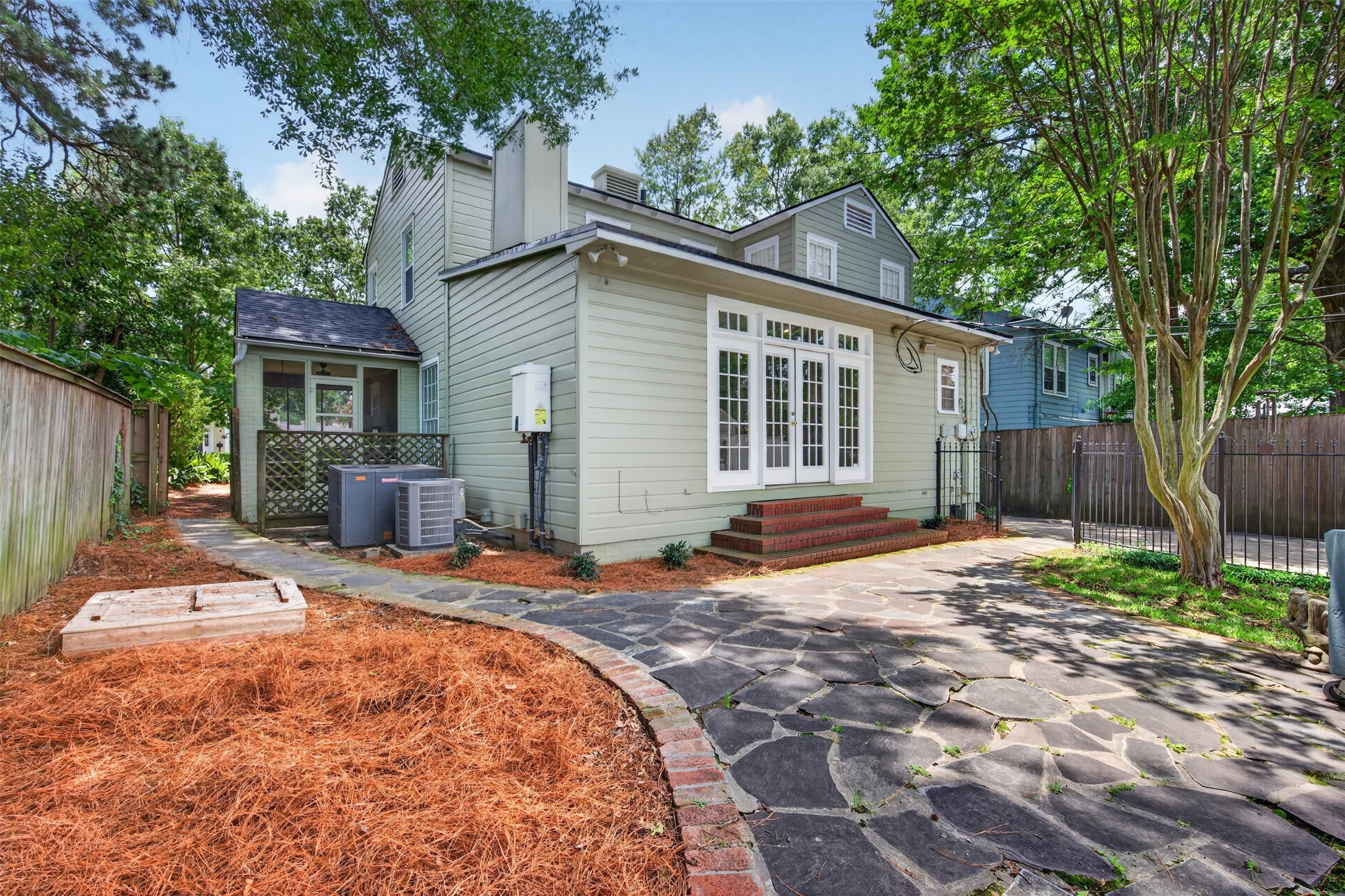 704 Oneonta Street Shreveport LA 71106
