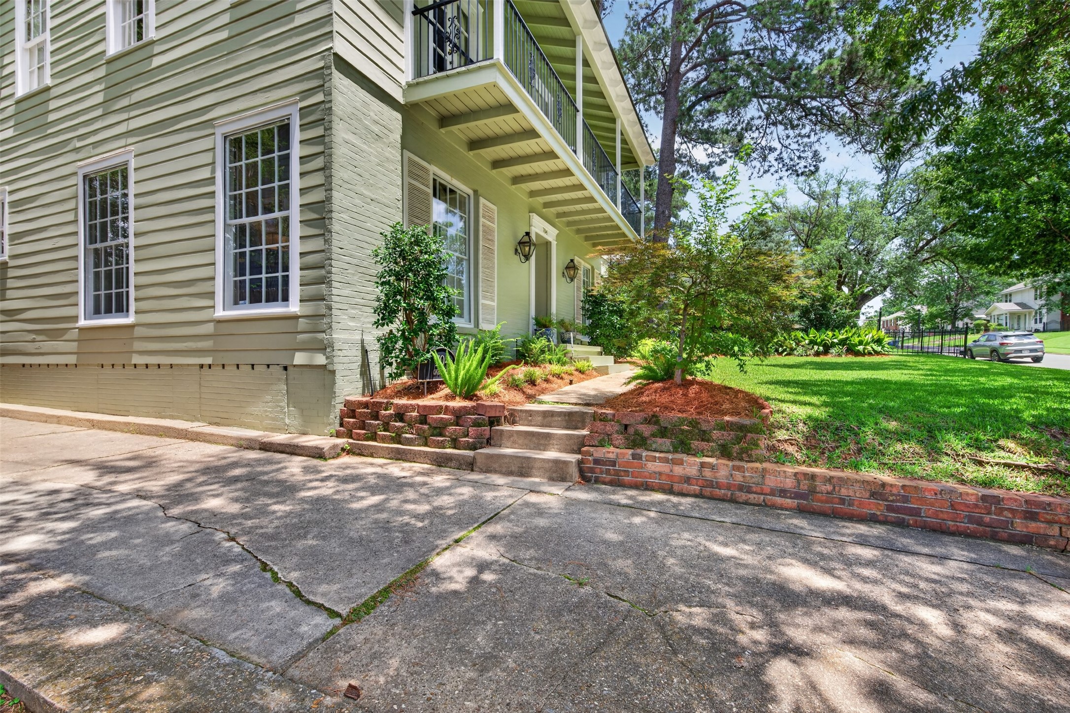 704 Oneonta Street Shreveport LA 71106