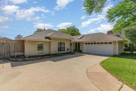 2736 Summit Ridge Street Grapevine TX 76051