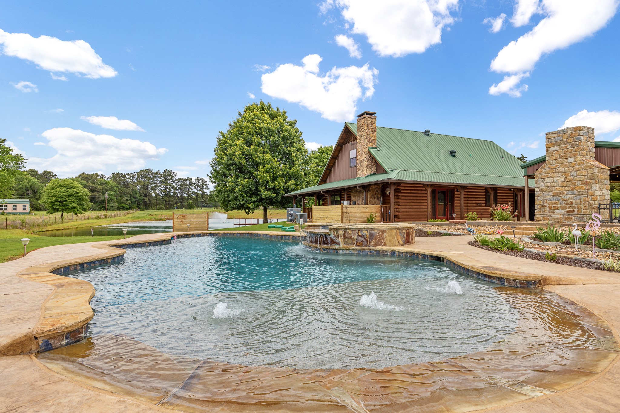 Troup TX 75789