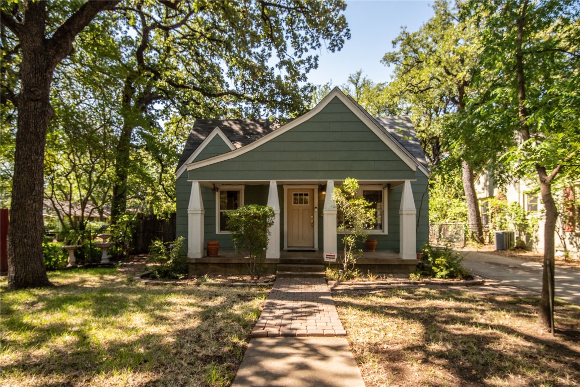 2334 Lotus Avenue Fort Worth TX 76111
