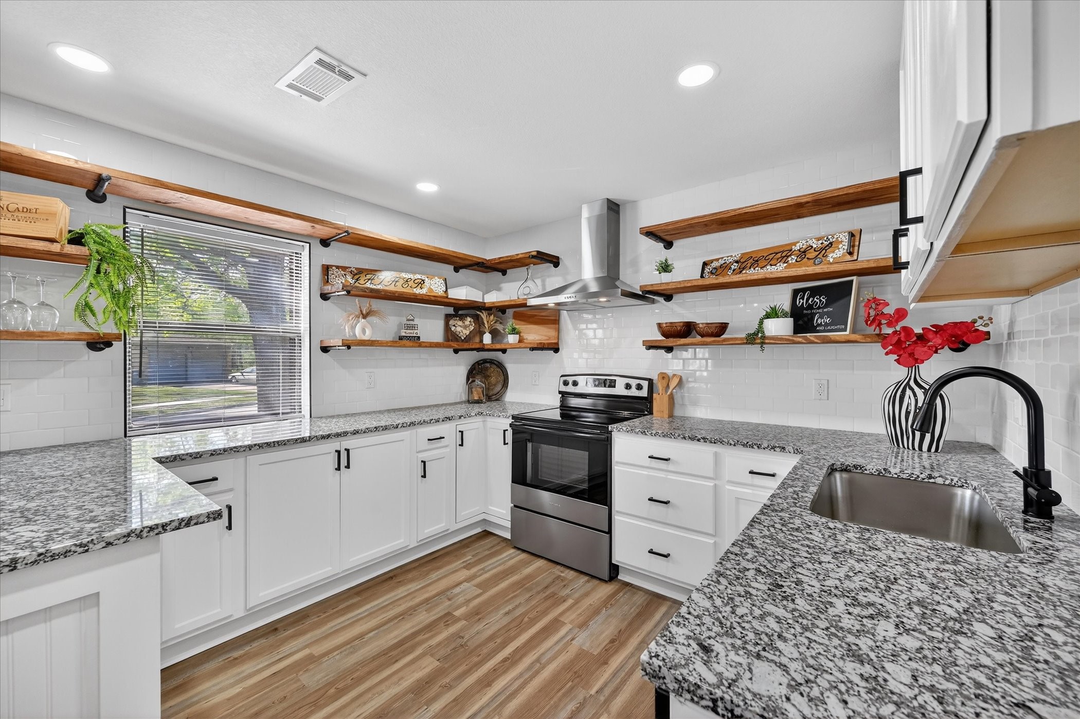 9510 Crestshire Drive Dallas TX 75227