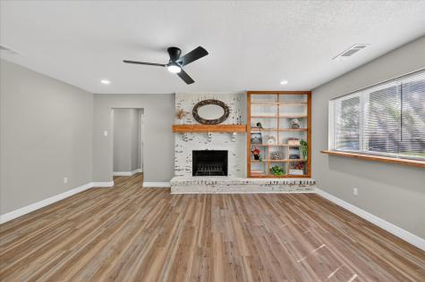 9510 Crestshire Drive Dallas TX 75227