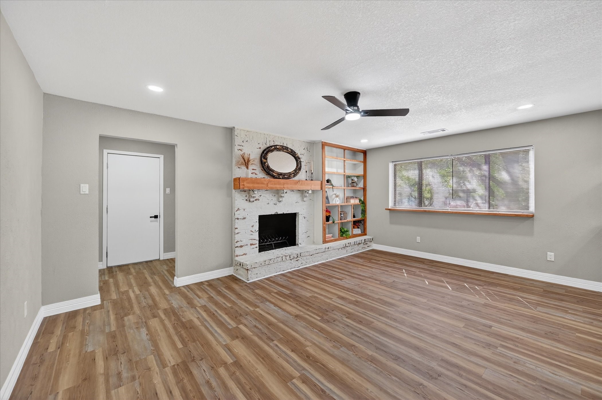 9510 Crestshire Drive Dallas TX 75227