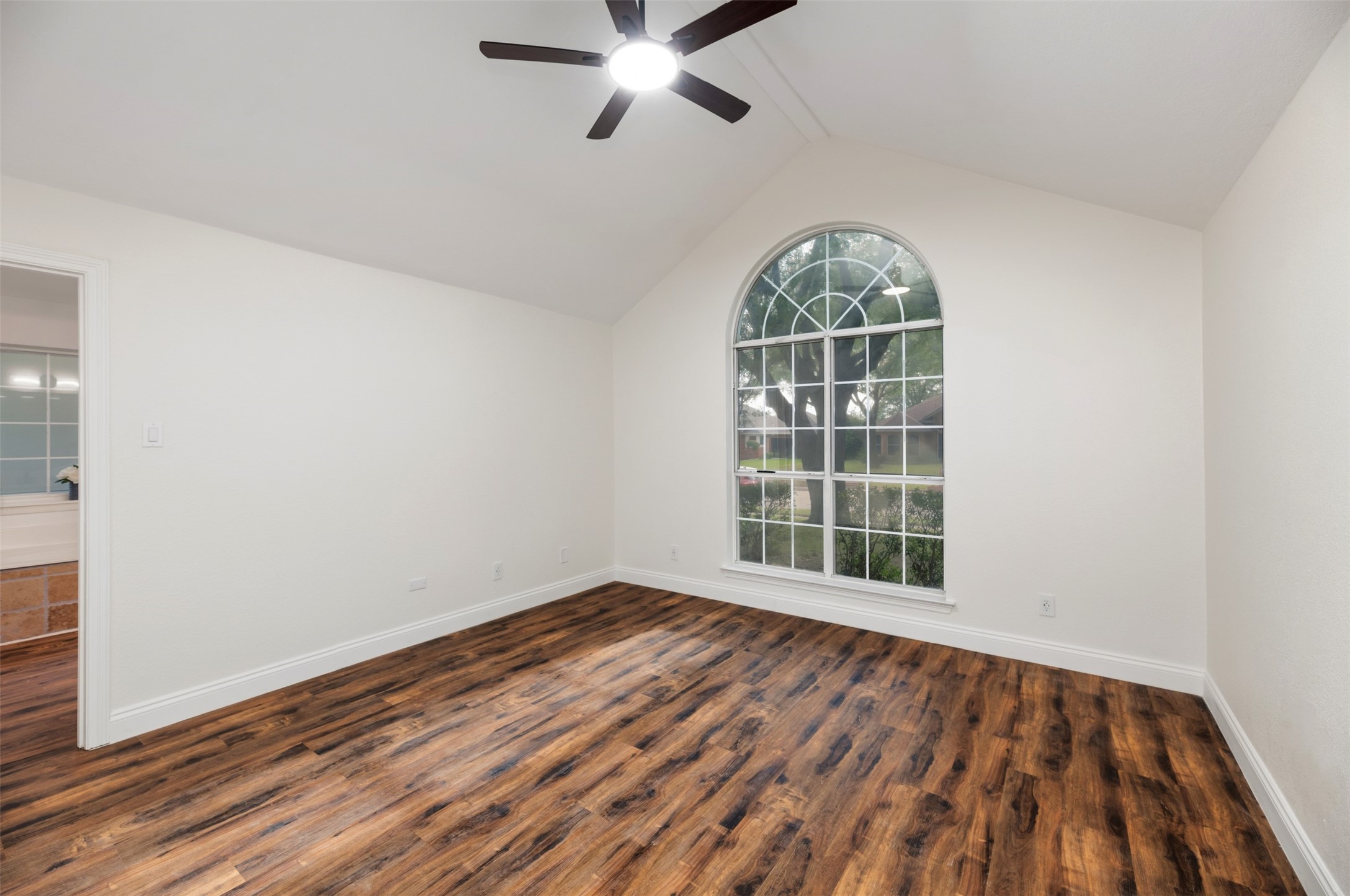 215 Barbara Way Red Oak TX 75154