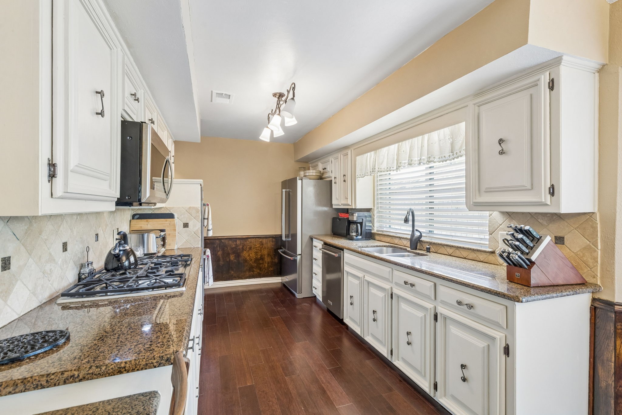 2520 Flagstone Drive Plano TX 75075