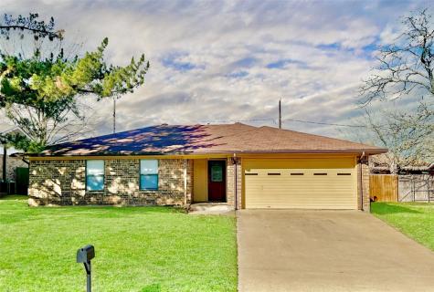 1402 Preston Trail Court Graham TX 76450