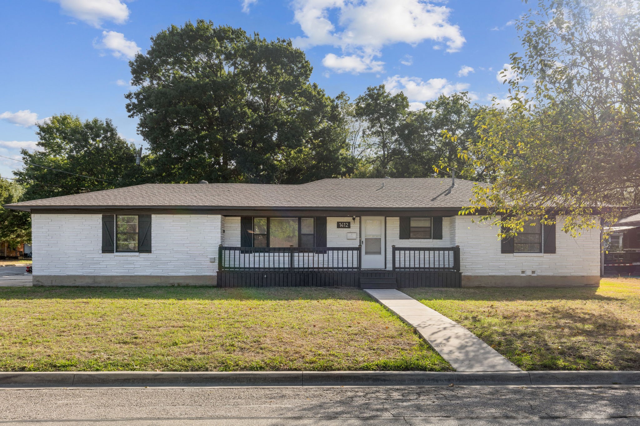 1412 N Morris Street Mckinney TX 75069