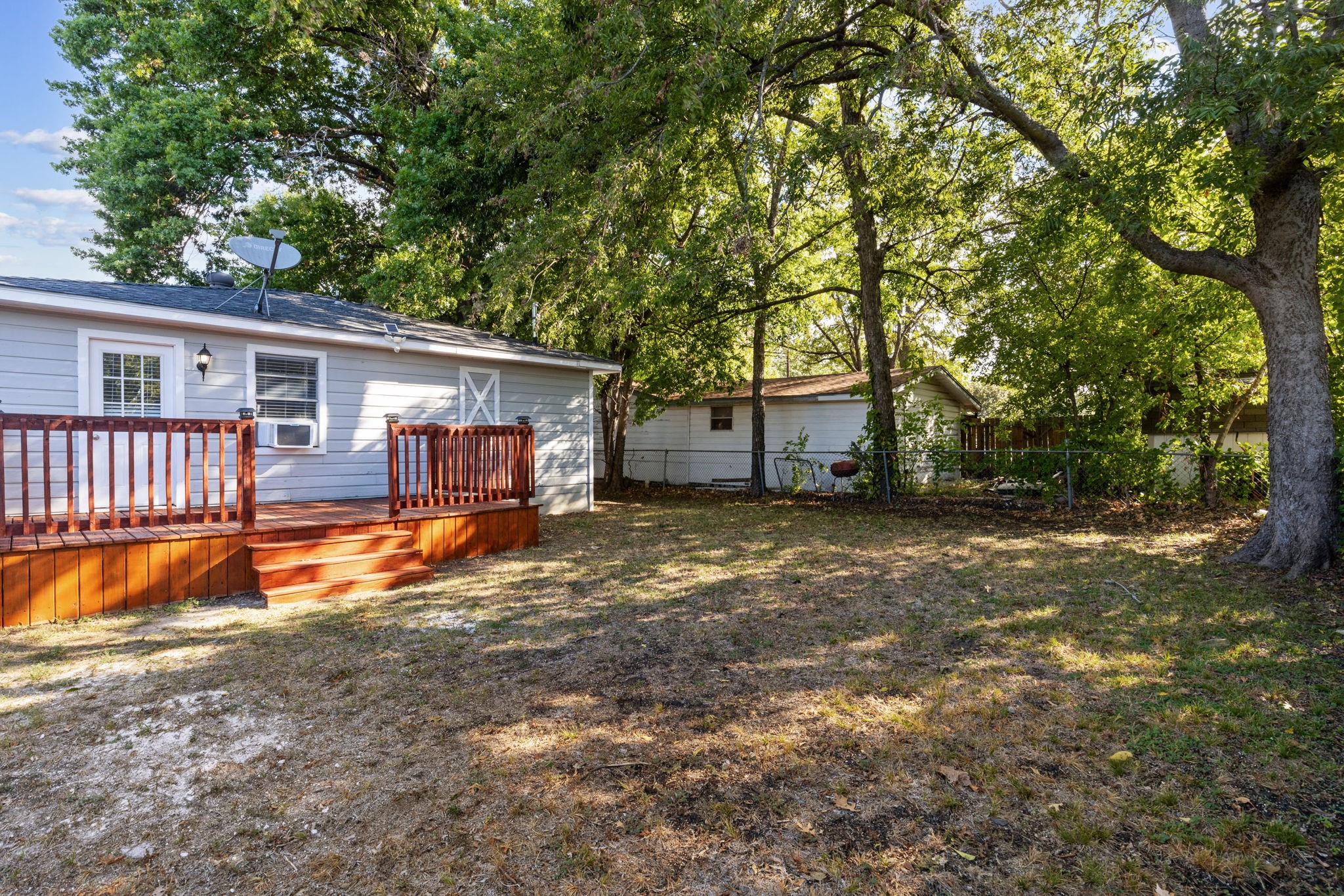 1412 N Morris Street Mckinney TX 75069