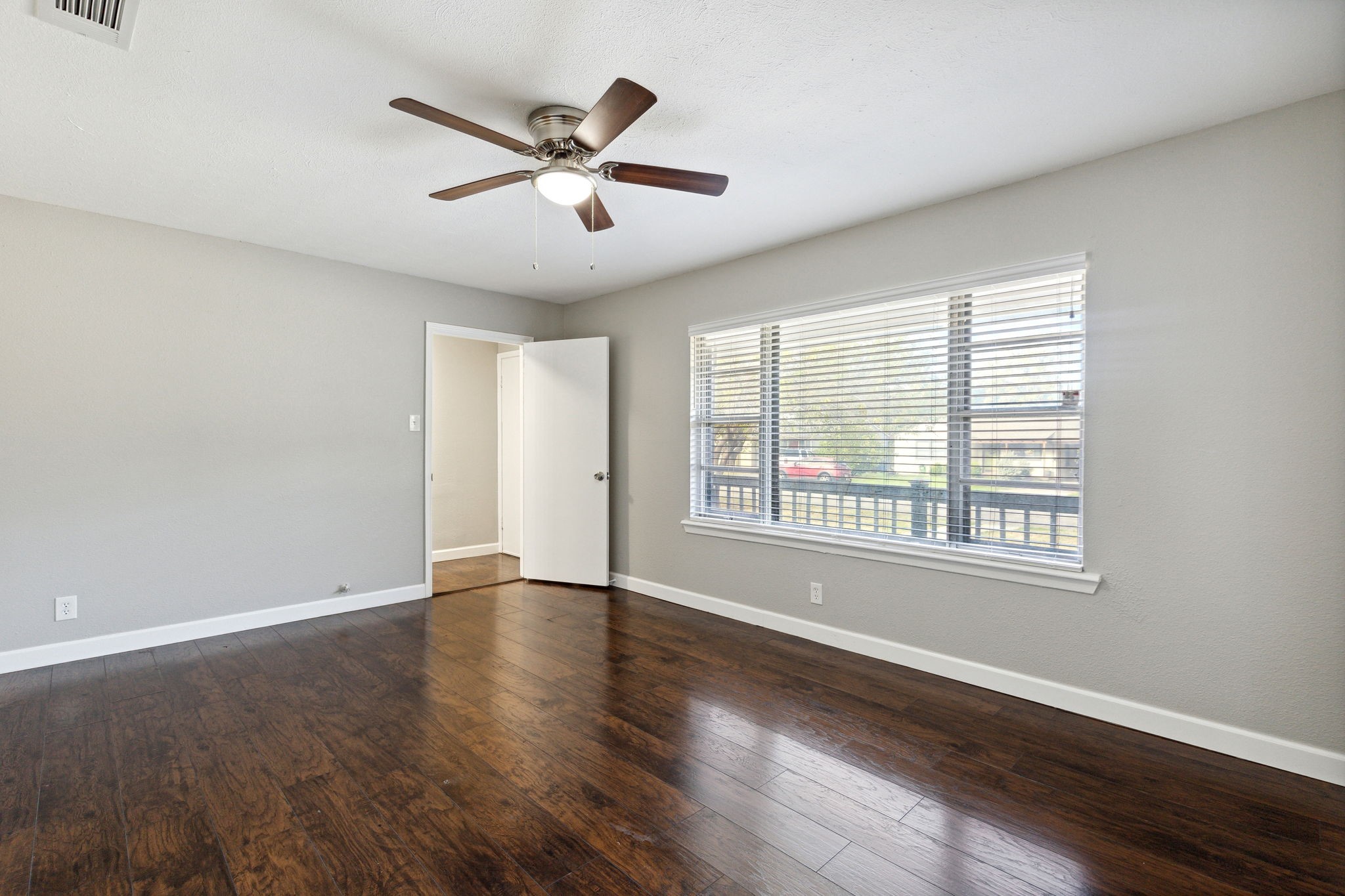 1412 N Morris Street Mckinney TX 75069