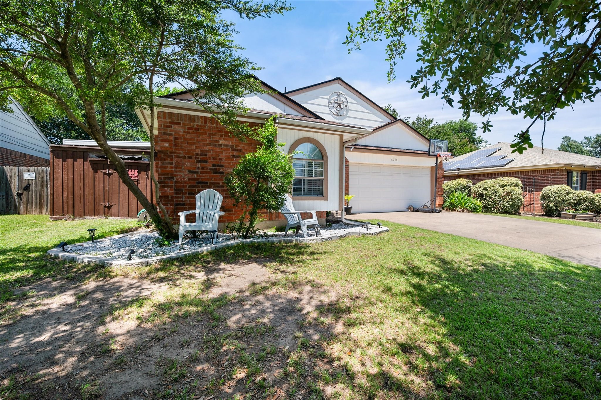 6716 Copperwood Court Arlington TX 76001