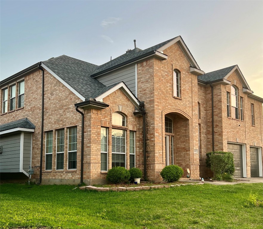 815 Luxor Court Grand Prairie TX 75052