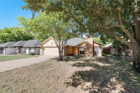 1061 Brookside Drive Cedar Hill TX 75104