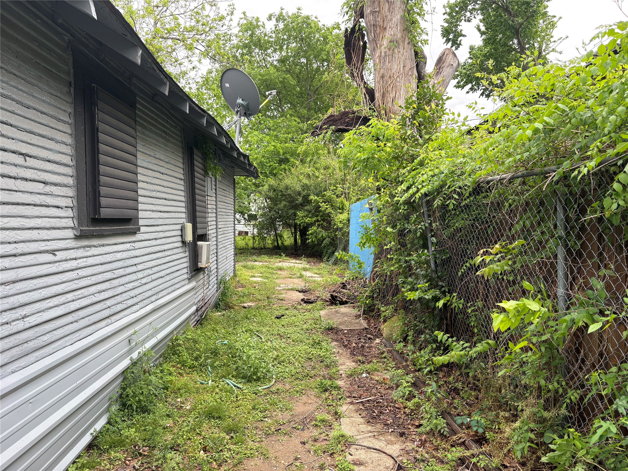 2912 Warren Avenue Dallas TX 75215