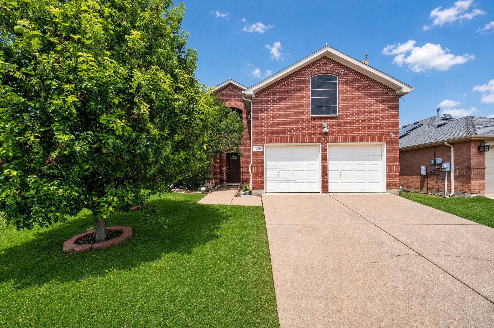 1060 Westbrook Court Grand Prairie TX 75052