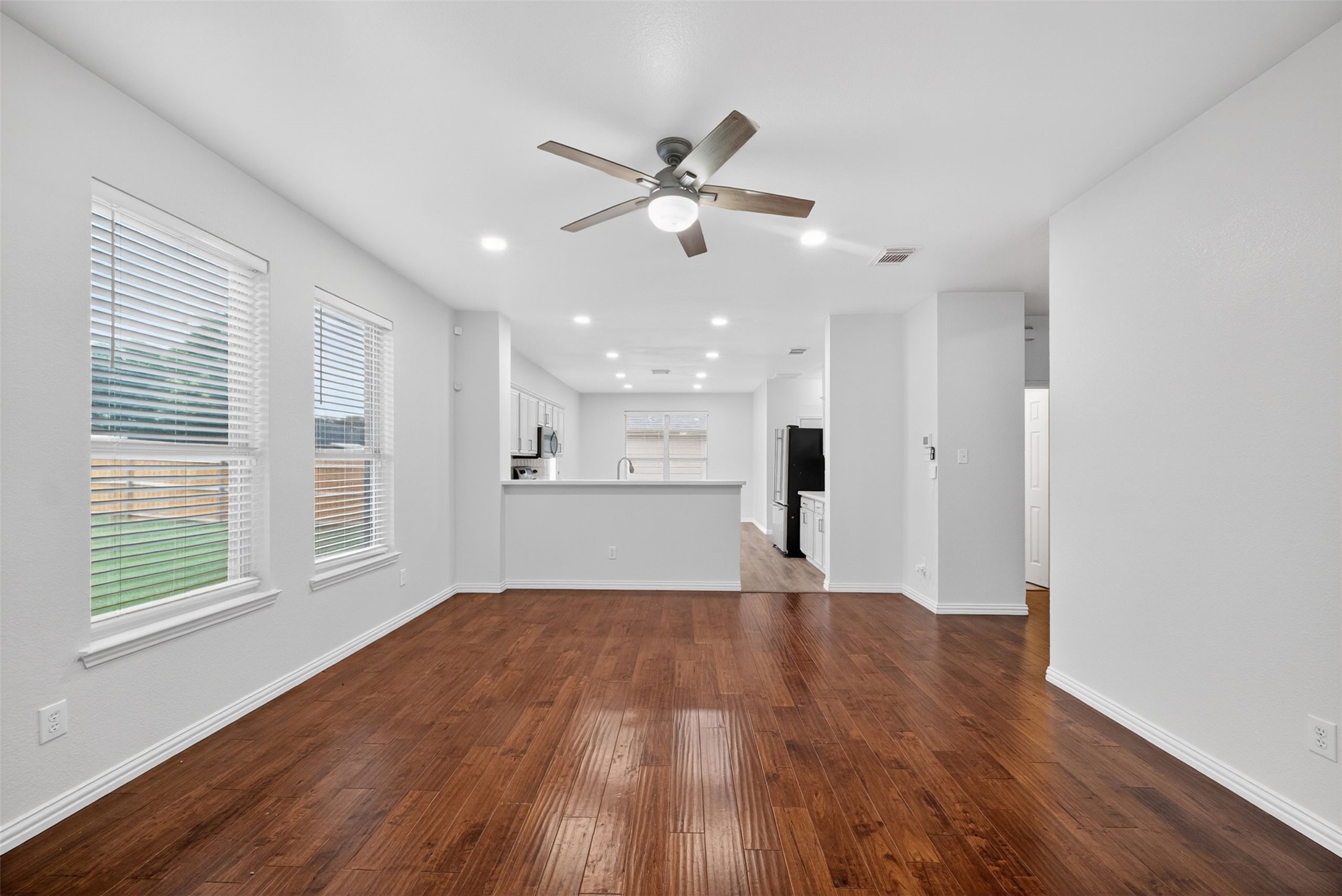 1060 Westbrook Court Grand Prairie TX 75052
