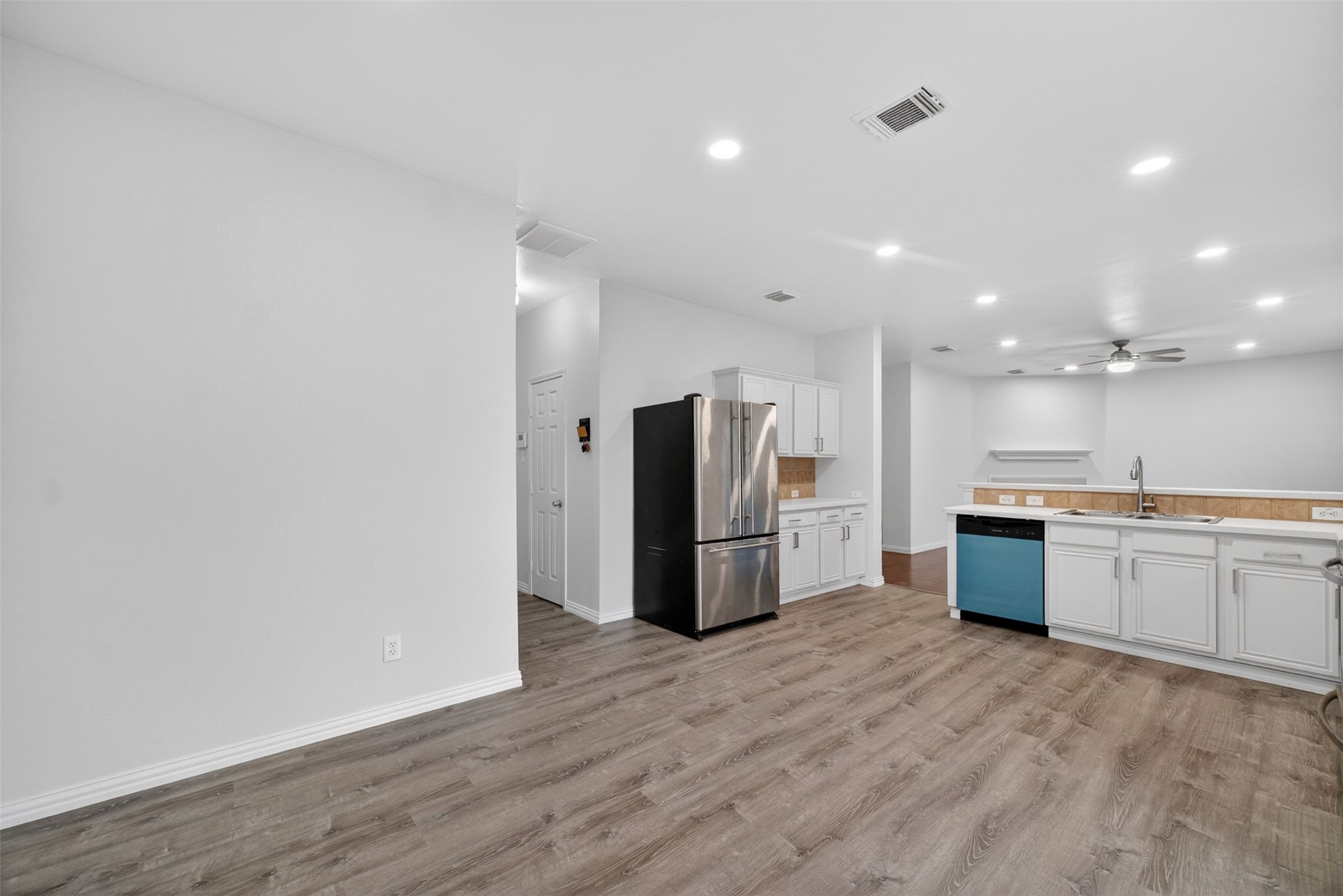1060 Westbrook Court Grand Prairie TX 75052