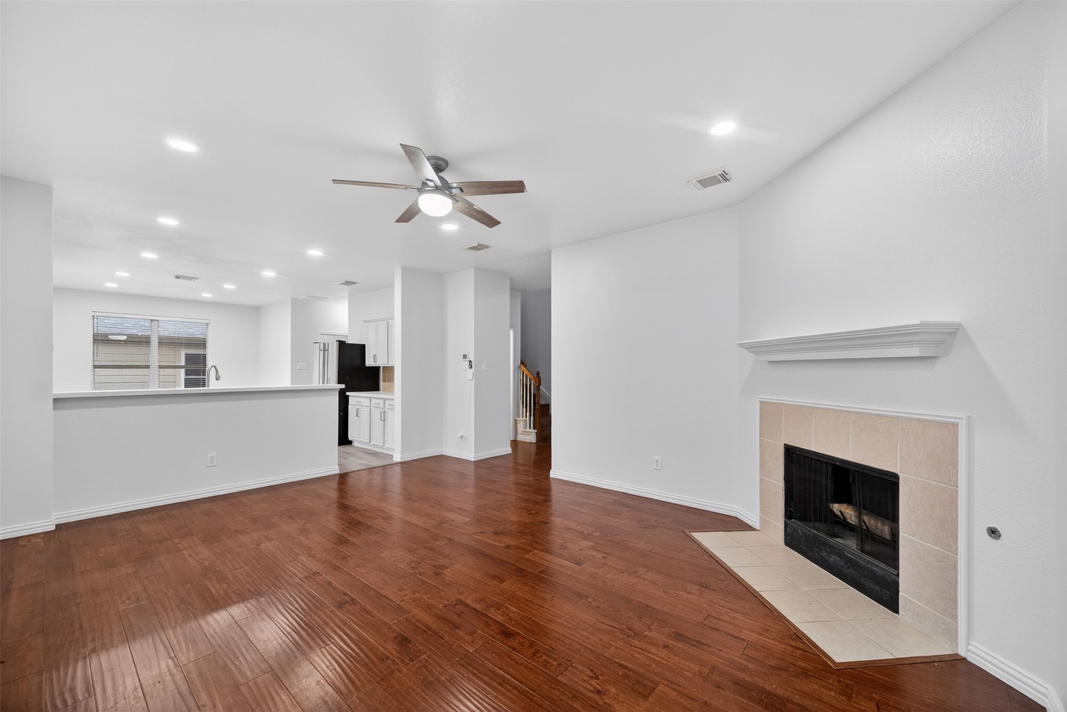 1060 Westbrook Court Grand Prairie TX 75052