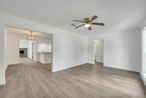 805 20th Street SE Paris TX 75460
