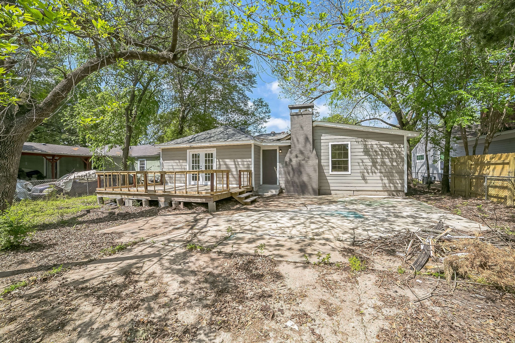 805 20th Street SE Paris TX 75460