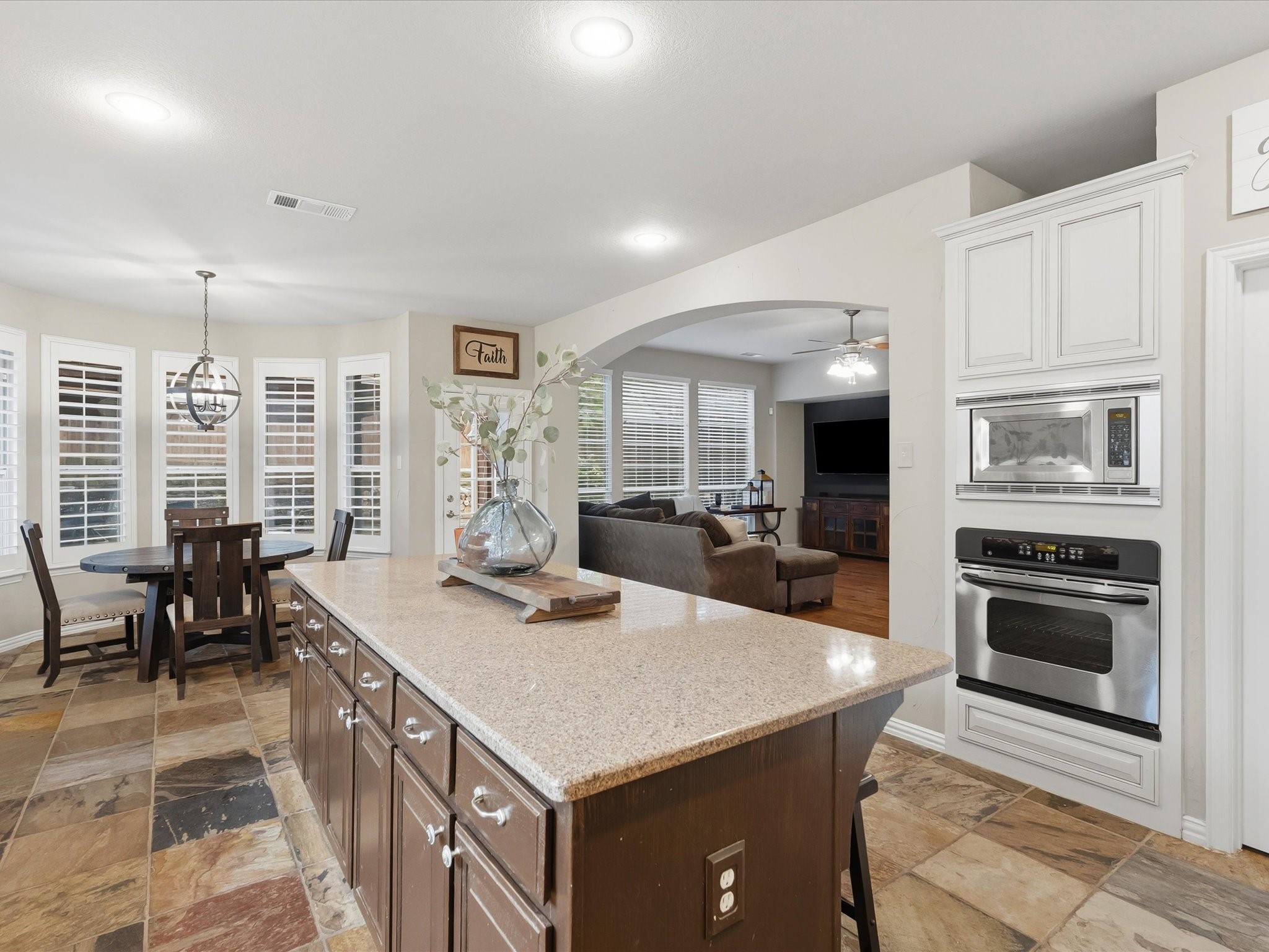 8330 Thatcher Road Lantana TX 76226