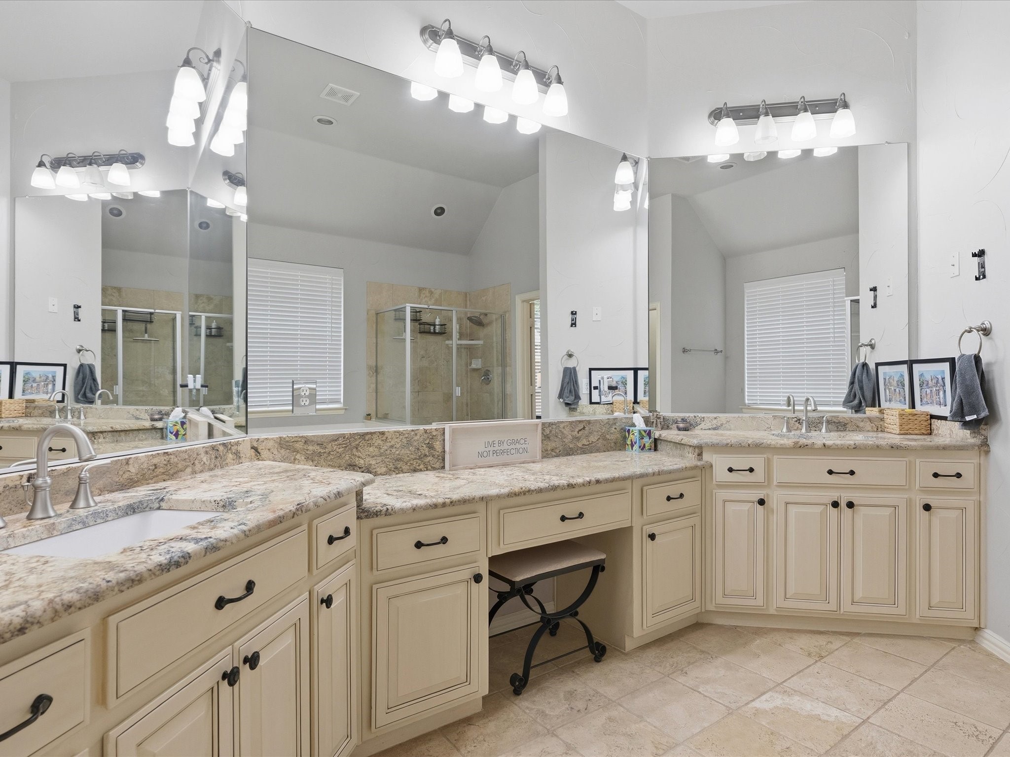 8330 Thatcher Road Lantana TX 76226