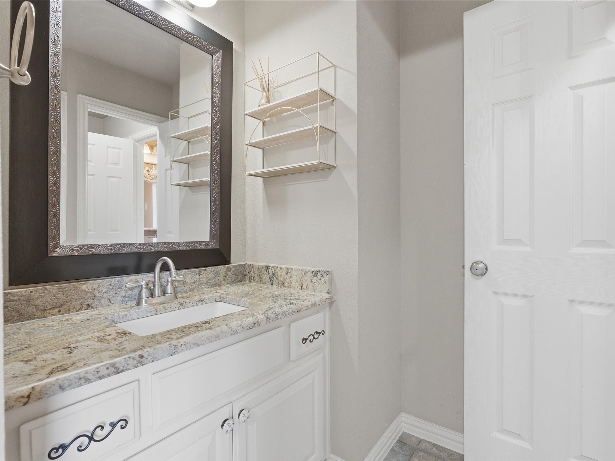 8330 Thatcher Road Lantana TX 76226