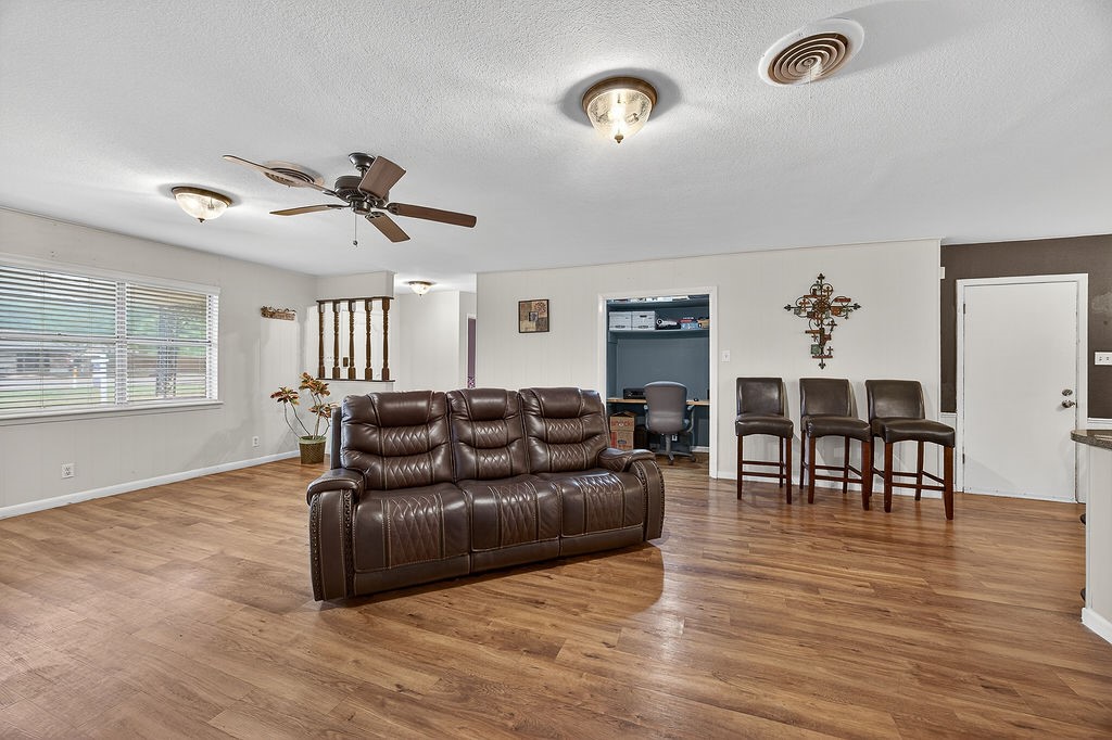 219 W Jefferson Street Palmer TX 75152