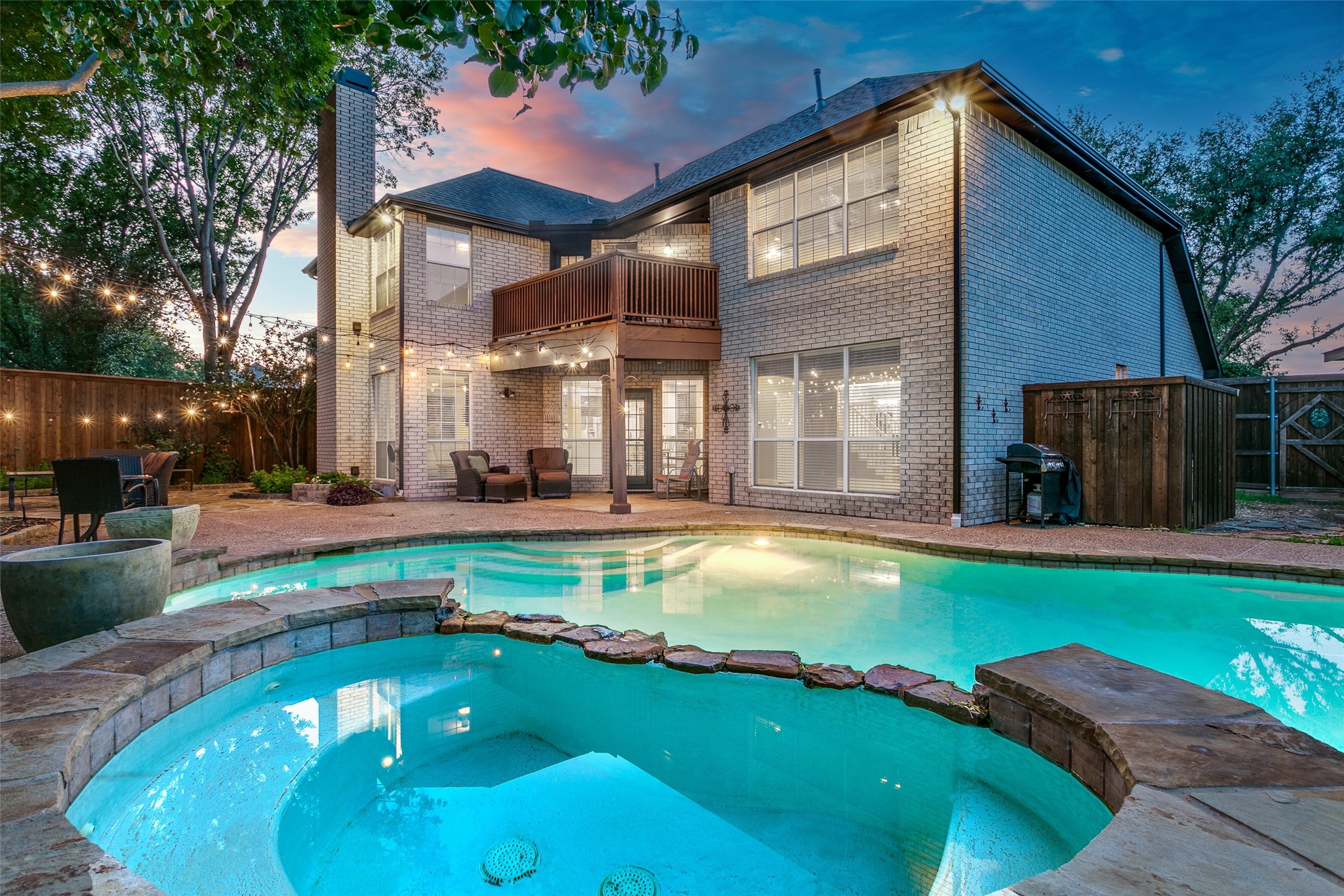 901 Sugarberry Lane Flower Mound TX 75028