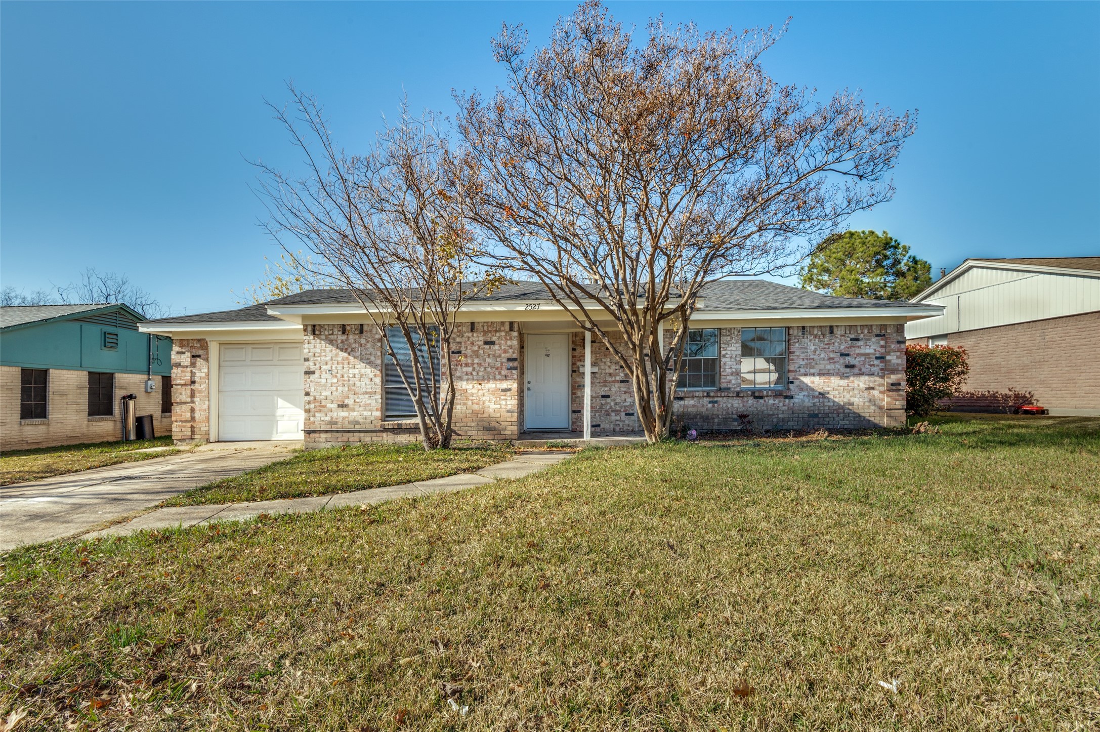 2527 Larchmont Drive Mesquite TX 75150