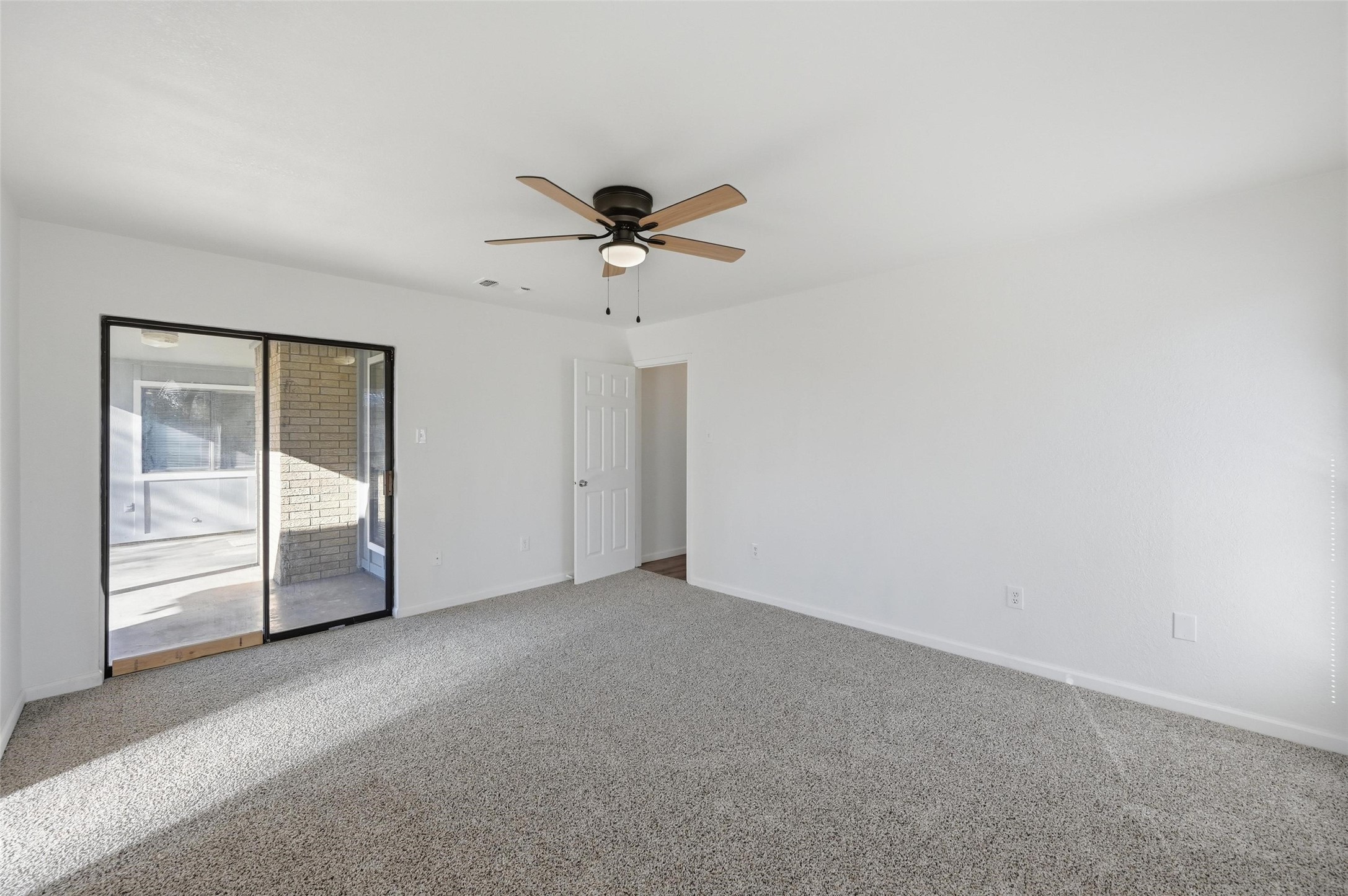 5011 Prairieview Court S Arlington TX 76017