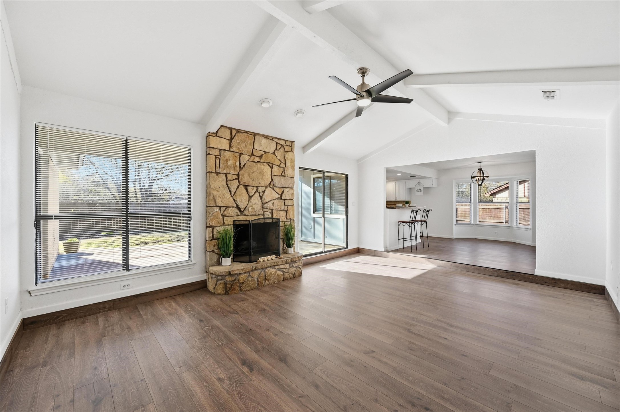 5011 Prairieview Court S Arlington TX 76017