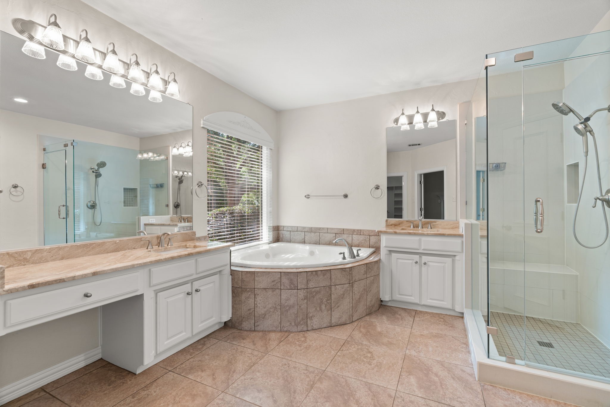 210 Highland Oaks Circle Southlake TX 76092