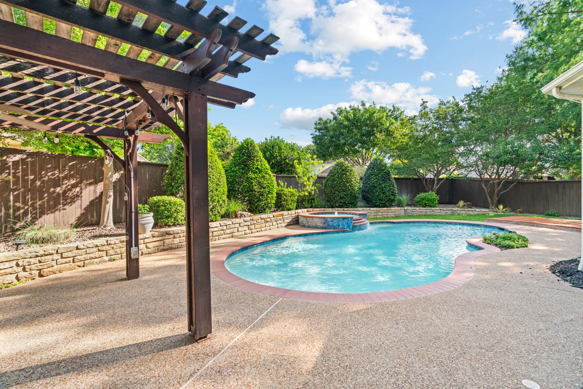 210 Highland Oaks Circle Southlake TX 76092
