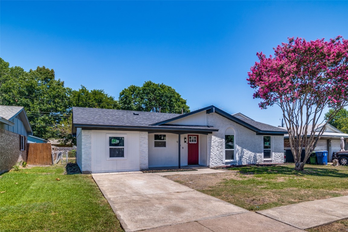 909 Greencove Drive Garland TX 75040
