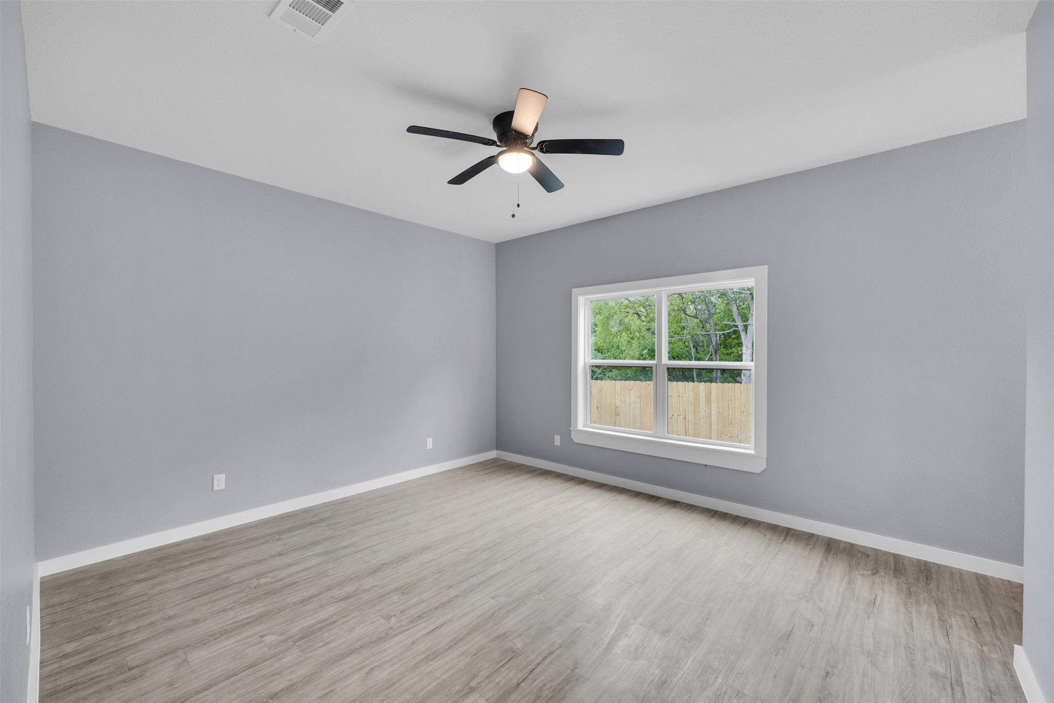 409 N Dallas Street Rice TX 75155