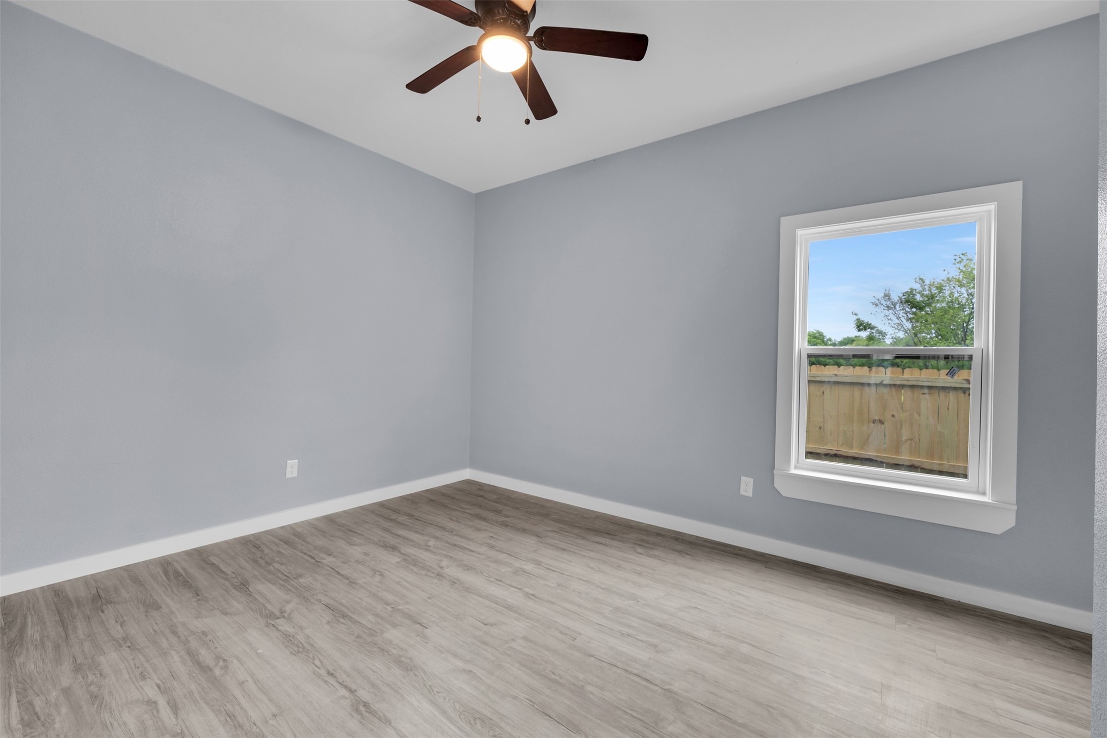 409 N Dallas Street Rice TX 75155