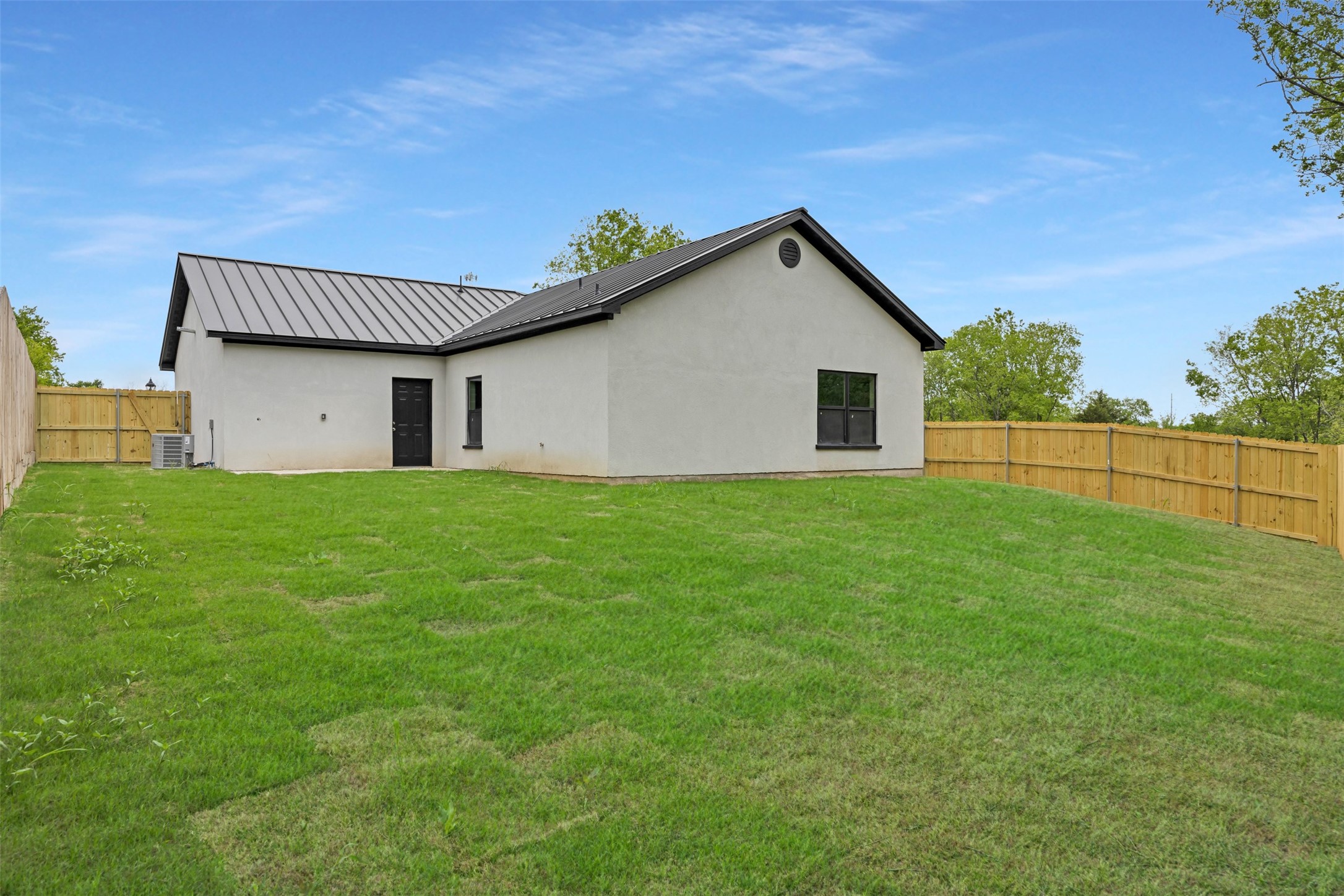 409 N Dallas Street Rice TX 75155