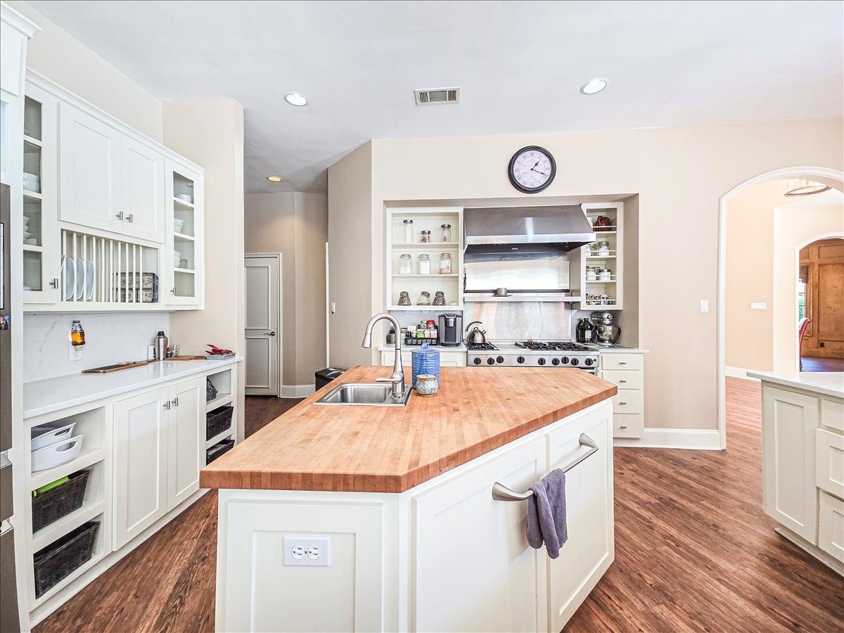 3000 Iron Stone Court Arlington TX 76006