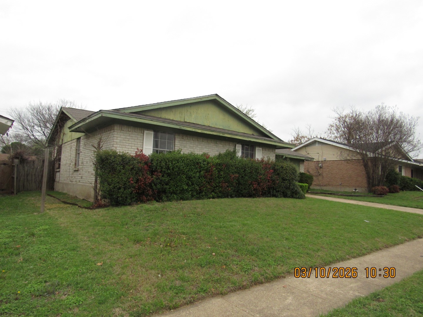 6451 Moonhill Drive Dallas TX 75241