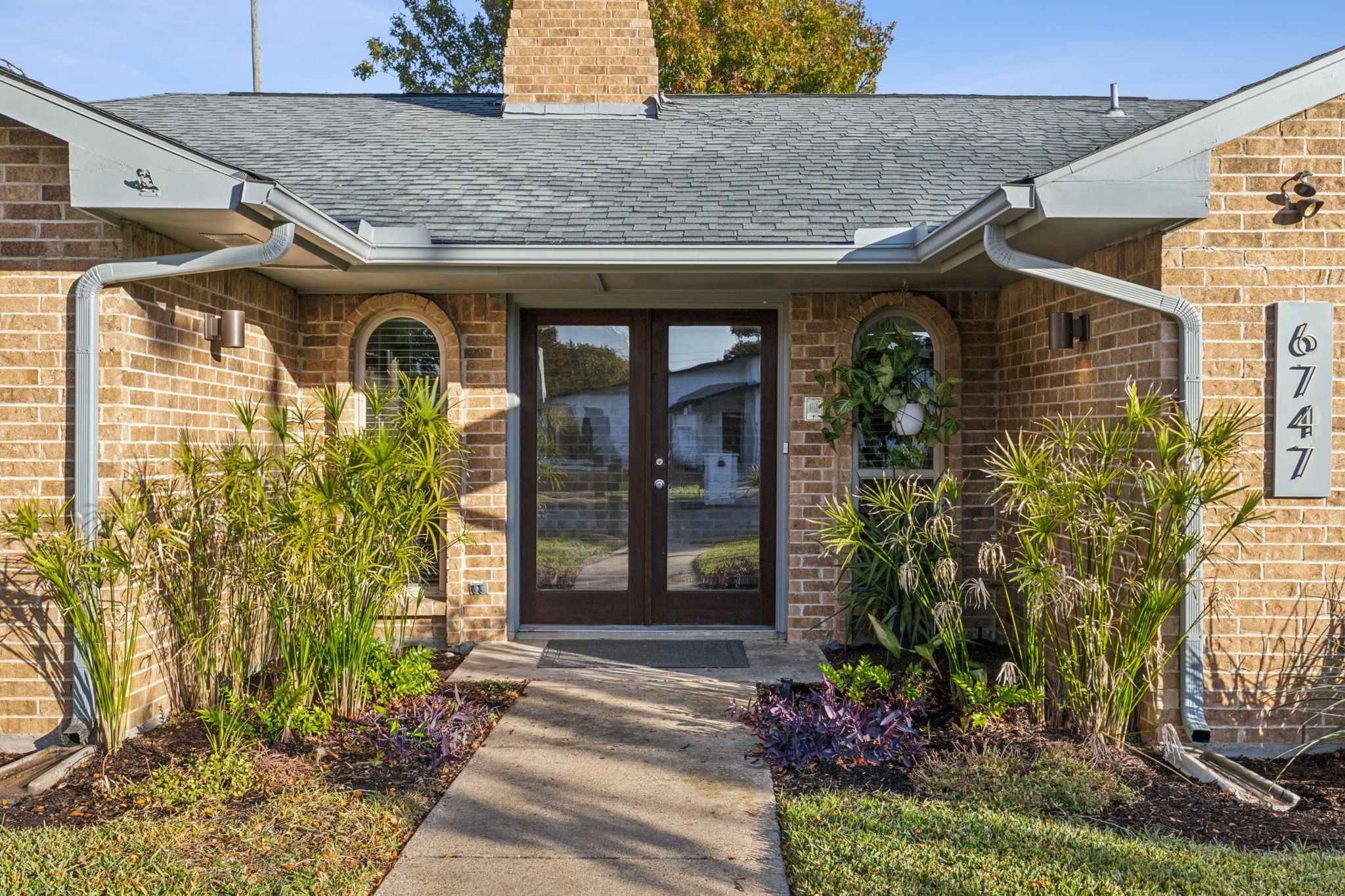6747 Winterwood Lane Dallas TX 75248