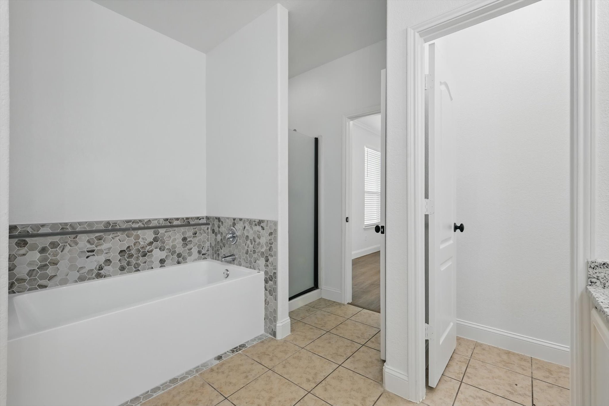 924 Charleston Lane Savannah TX 76227