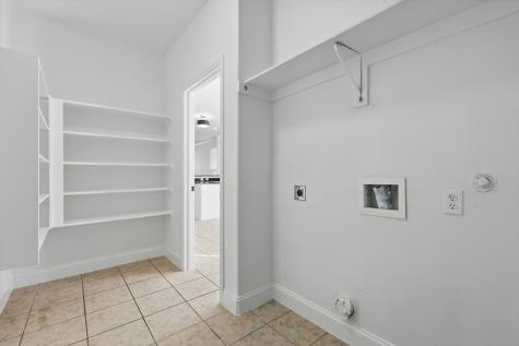 924 Charleston Lane Savannah TX 76227