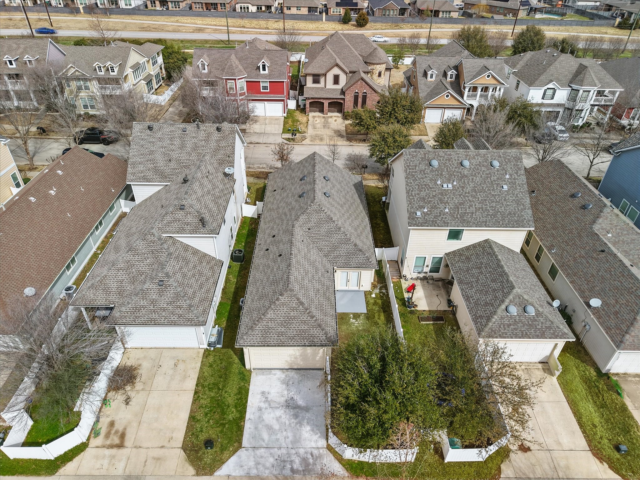 924 Charleston Lane Savannah TX 76227