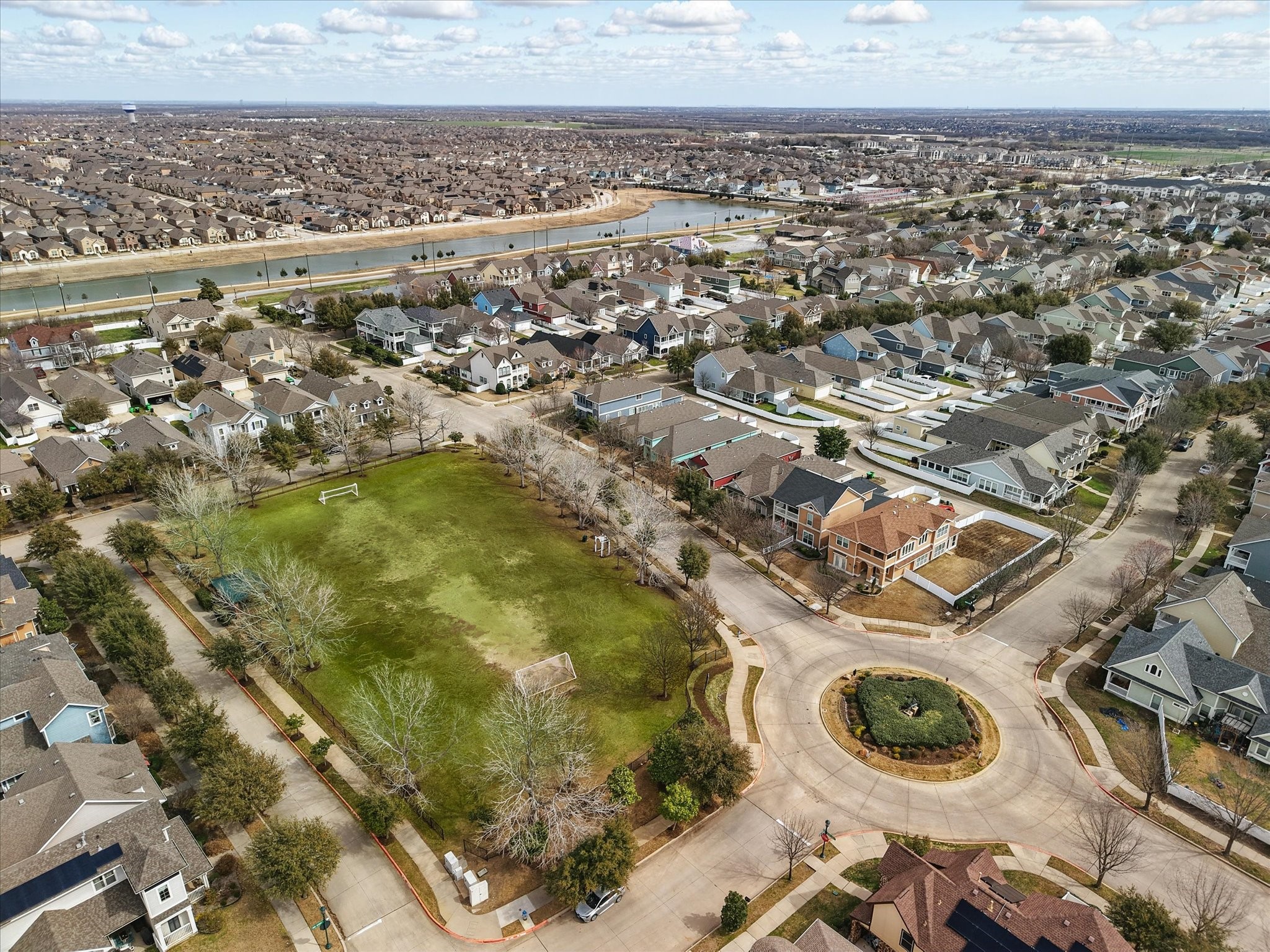 924 Charleston Lane Savannah TX 76227