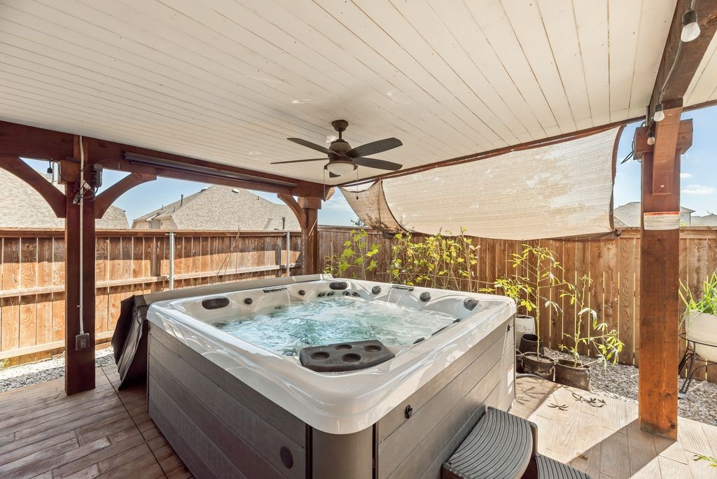 1637 Breezy Bay Court Wylie TX 75098