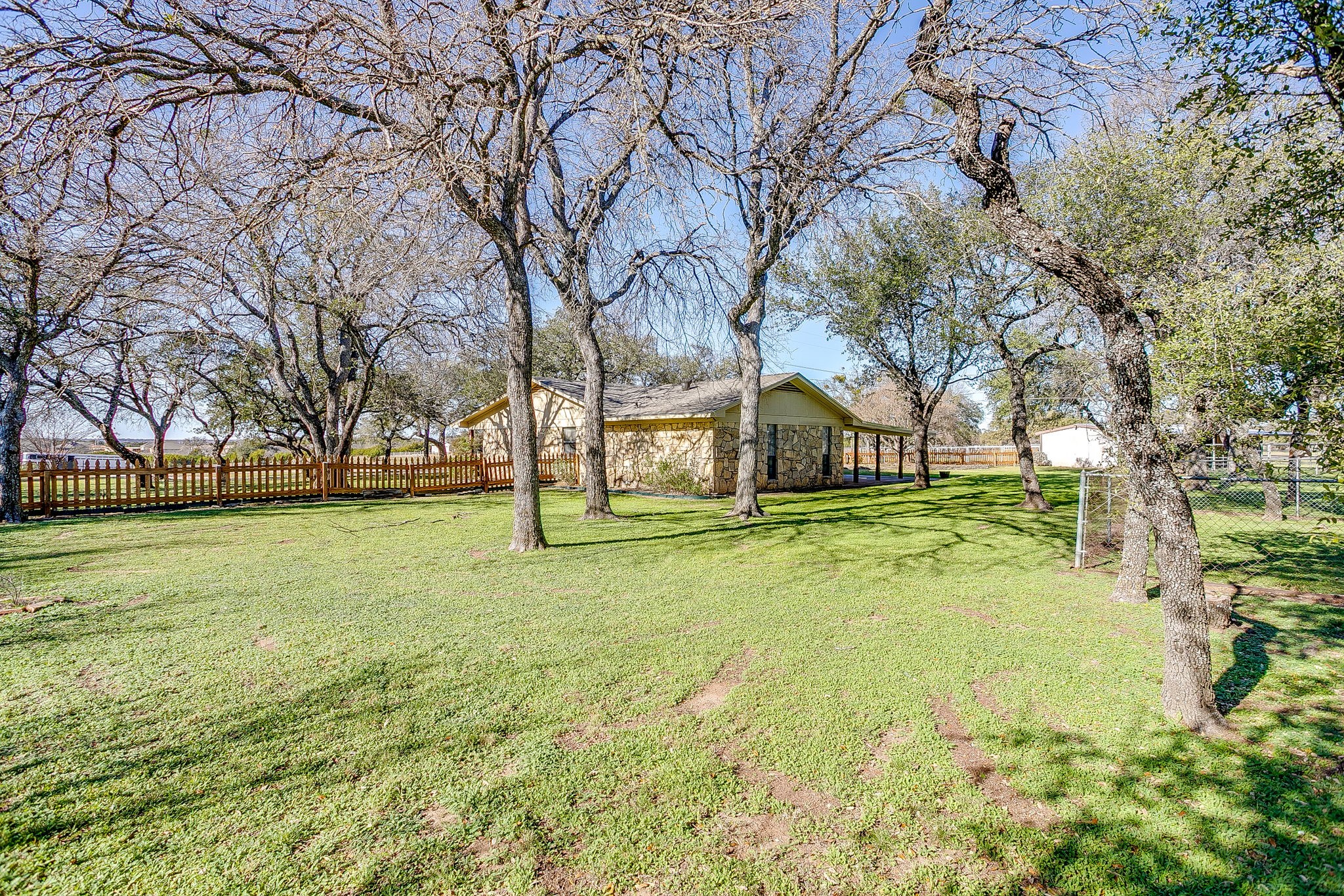 118 Woodcrest Street Weatherford TX 76087